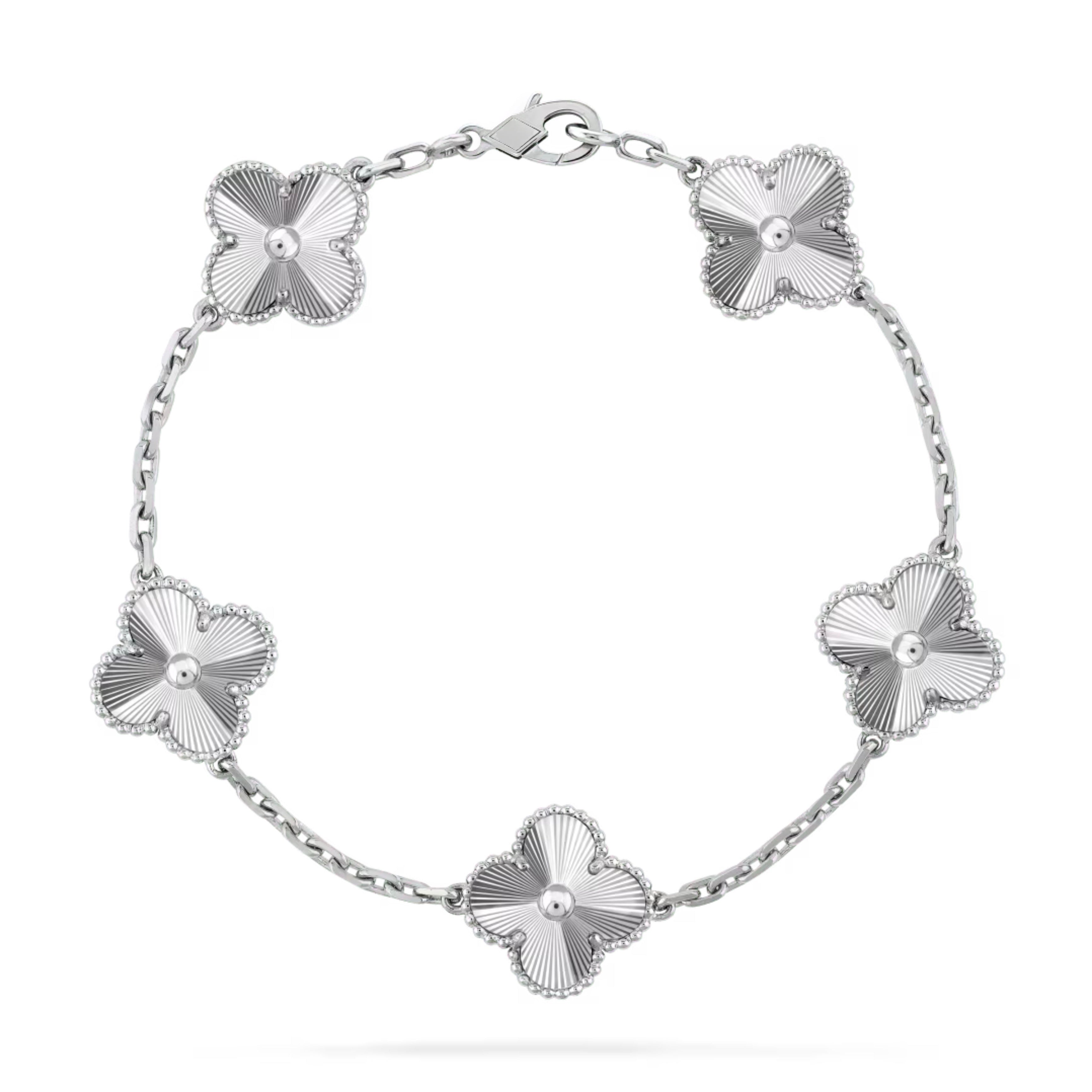 CLOVER BRACELET - Diana Hampton