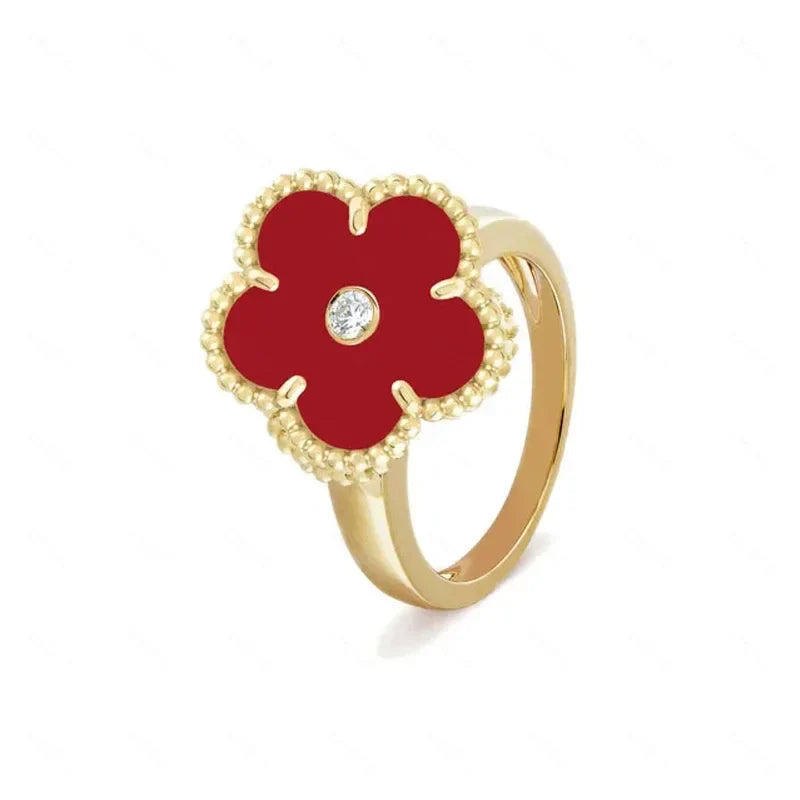 CLOVER RING - Diana Hampton